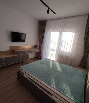 in ARAD chirie apartament 2 camere decomandate - imagine 9