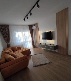 in ARAD chirie apartament 2 camere decomandate - imagine 5