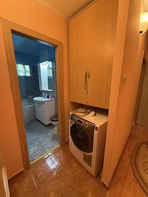 Apartament cu 3 camere, decomandat, 68 mp utili, etaj 1 - Girocului - imagine 8