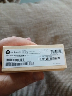 Vând smartphone Motorola edge 50 neo