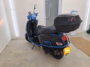 Scuter 49 cc benzină   2020  Fab.   2 Locuri  - imagine 3