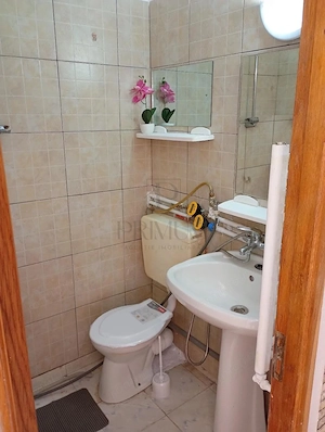 DACIA - APARTAMENT 1 CAMERA - mobilat, utilat - imagine 3