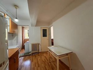 ap.2 camere Dacia - imagine 2
