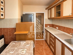 Apartament de vanzare cu 3 camere, Etaj 1, zona Girocului - imagine 9