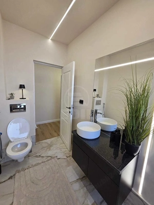 Apartament 2 camere semidecomandat zona Eroilor - imagine 8