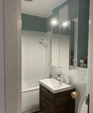 la SIBIU ofer in chirie apartament decomandat 2 camere
