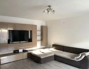 la SIBIU ofer in chirie apartament decomandat 2 camere - imagine 3
