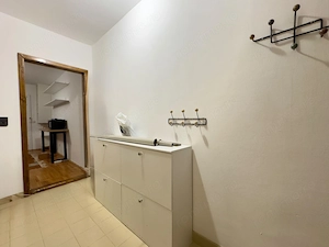 Apartament cu bucatarie mare, boxa si centrala proprie. - imagine 12