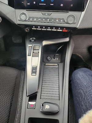 peugeot 308 an 2022 km23000 - imagine 9
