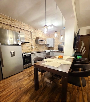 vand casa cocheta cu 5 camere Fratelia  - imagine 13