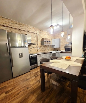 vand casa cocheta cu 5 camere Fratelia  - imagine 20