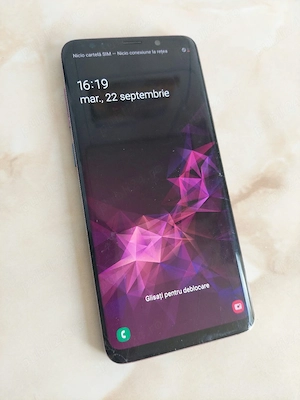 [S9+] Vând Samsung Galaxy S9 Plus [perfect funcțional] [sticla fisurată] [poze reale]