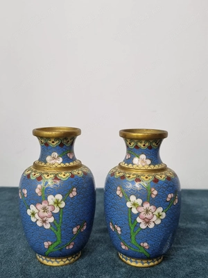 5Set 2 vaze vintage Cloisonné, email pe metal, motive florale, albastru, aprox. 
