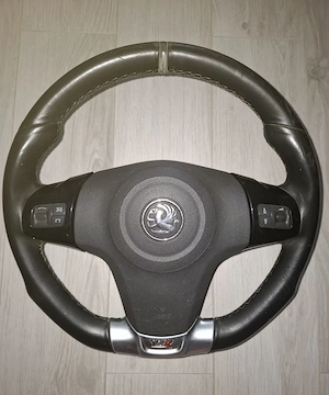 De vanzare volan pentru Opel model sport VXR 