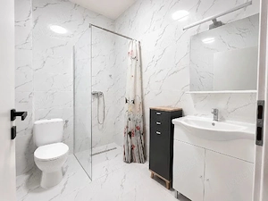 Apartament cu bucatarie inchisa, decomandat si loc de parcare acoperit ! - imagine 4