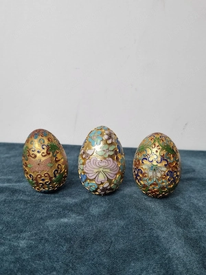 .Set 3 ouă decorative vintage Cloisonné, email pe metal, motive florale, aprox. 7 cm Set format din 