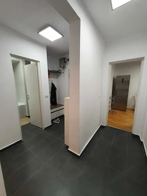Apartament Deosebit 3 Camere Decomandat Zona Complexul Studentesc Olimpia - imagine 7