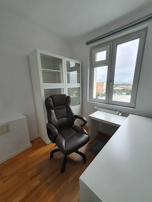 Apartament Deosebit 3 Camere Decomandat Zona Complexul Studentesc Olimpia - imagine 4