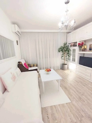 Vand apartament 2 camere. - imagine 2