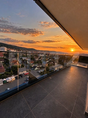 Penthouse cu terasă generoasă și finisaje premium - imagine 7