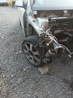Am dezmembrat Ford focus 2 din 2007 - imagine 4