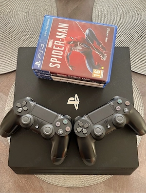 PS4 Pro 1T, 2 controllere + jocuri