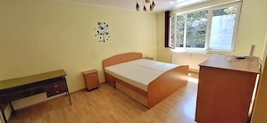 Direct Proprietar inchiriez Garsoniera spatioasa etaj 2 Izv Crisului, mobilata modern utilata 40mp