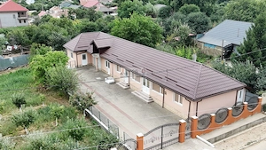 Casă cu teren generos și livadă – Păunești, Vișioara - imagine 3