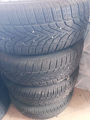 Set 4 Roți iarnă 215 65 R16 Dacia Duster, Nissan Qashqai, Renault - imagine 3