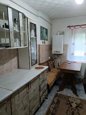 apartament cu două camere în Lupeni - imagine 2