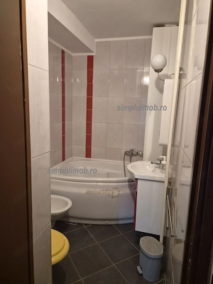 Apartament 3 camere | Etaj 2/4 | 47 mp | Bloc reabilitat termic | Parc - imagine 9