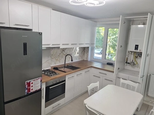 apatament central renovat complet  - imagine 3