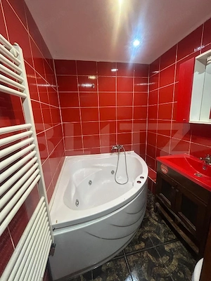 Apartament 2 camere decomandat cu balcon – zonă centrală liniștită Găești - imagine 6