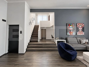 Apartament/Penthouse spatios cu 4 camere în Rasnov 