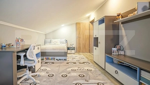 Apartament/Penthouse 4 camere, 140 mp, zona Florilor-Rasnov  - imagine 10