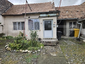 Casă de vânzare, 59 mp, zona Centru - Reghin