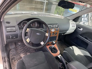vând schimb Ford Mondeo