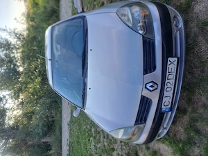 Renault clio symbol an 2005