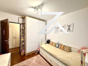 Apartament 3 camere decomandat | Etaj 1 | Mobilat și utilat | Zonă excelentă - imagine 3
