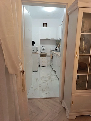 Particular, vand apartament 3 camere cu curte 90 mp - imagine 3
