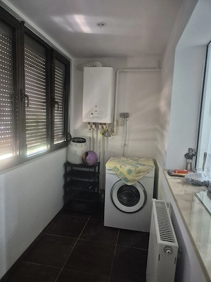 Închiriez apartament 2 camere - imagine 4