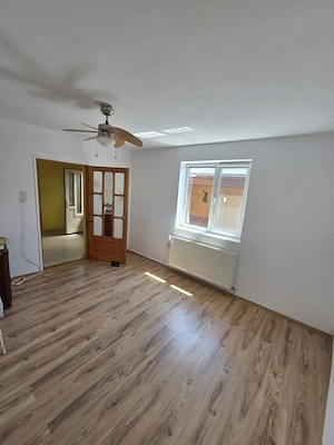 Casa de familie in Braila, str. Alba-Iulia (zona Kaufland Dorobanti), 300 mp - imagine 9