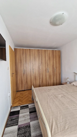 Apartament 3 camere, langa Spitalul Judetean, decomandat, et II  - imagine 16