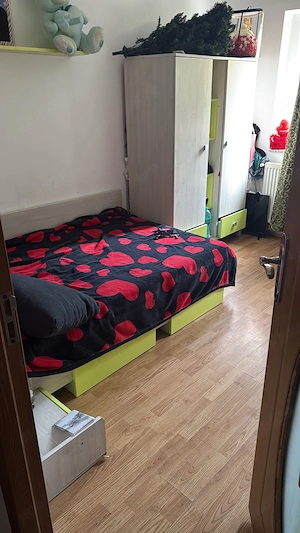 Vând apartament 3 camere decomandat - imagine 3