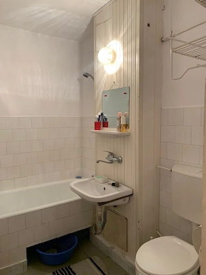 Vând apartament cu 3 camere 65mp  - imagine 4