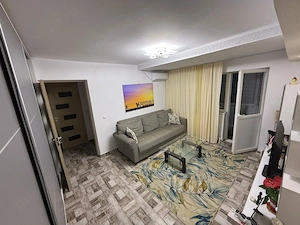 Apartament central - LA CHEIE - 3camere - 2 bai  - imagine 3
