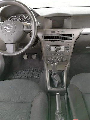 Opel Astra H 1.7 CDTI | 2  km | FĂRĂ RUGINĂ | 2.200   NEGOCIABIL - imagine 7