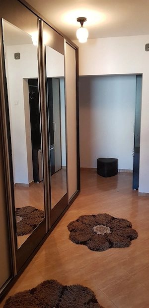 Apartament - imagine 3