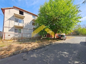 CASA DE VANZARE-SUBCETATE-PE COLT-TEREN 932mp