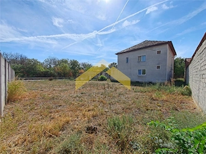 CASA DE VANZARE-SUBCETATE-PE COLT-TEREN 932mp - imagine 3